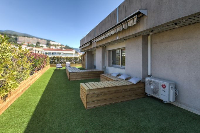 Villa sur toit à MENTON avec terrasse de 345 m²